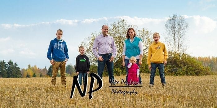 Yhdessä Rakkaudella Jaana ja Kosti perhekuvaus (4)
