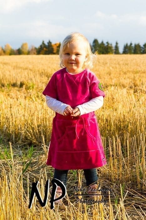 Yhdessä Rakkaudella Jaana ja Kosti perhekuvaus (1) Yhdessä Rakkaudella Jaana ja Kosti perhekuvaus (1)