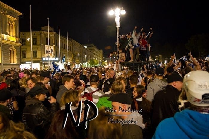 2011-05-16 Tampere Crazy after Finland Won Ice Hockey 2011 World Championship