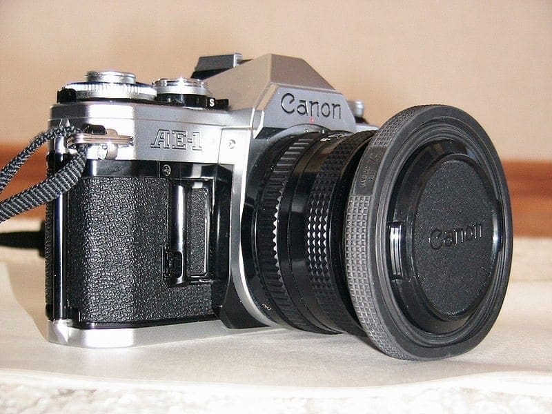 2009-11-04 Old Canon camera - AE-1